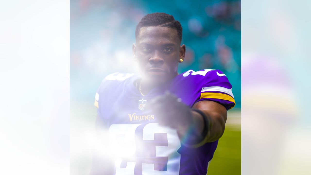 Injured Vikings rookie Cine receives happy birthday message on Zoom North  News - Bally Sports