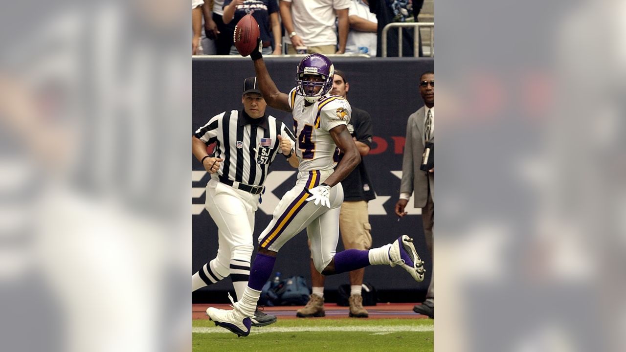 Vikings to induct Randy Moss, Ahmad Rashad into ring of honor – The Denver  Post