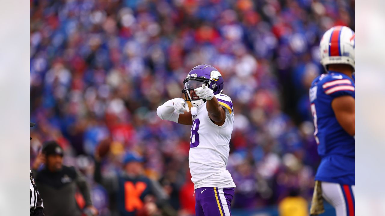 NFL roundup: Vikings prevail in OT thriller vs. Bills