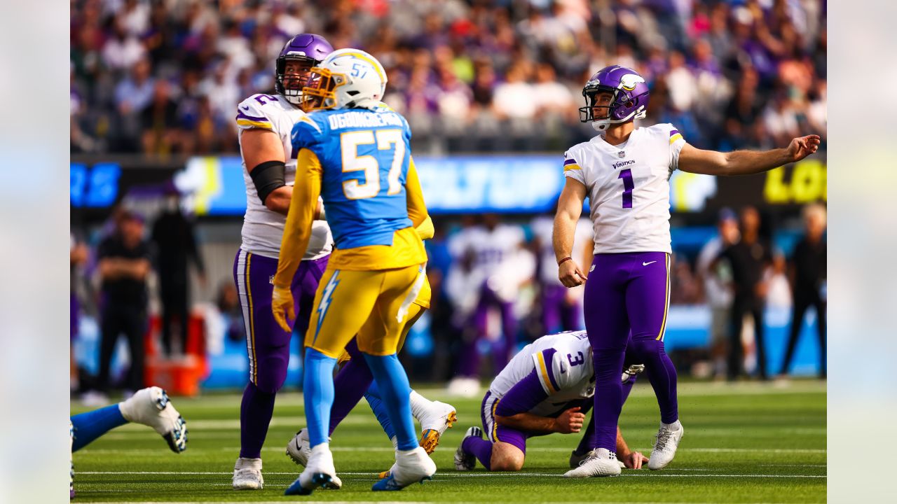 Vikings Snap Counts: Darrisaw emerging as star left tackle North News -  Bally Sports