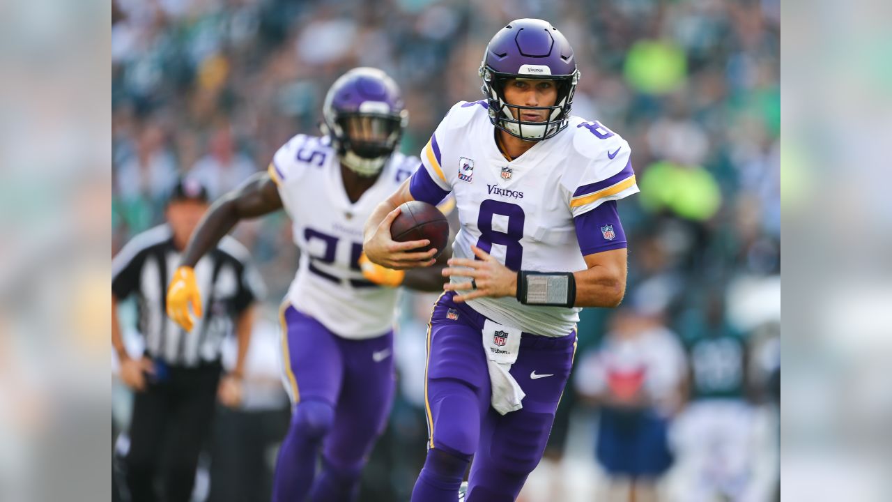 Vikings DT Linval Joseph Snags Pick 6 for the BIG MAN TD!!! 