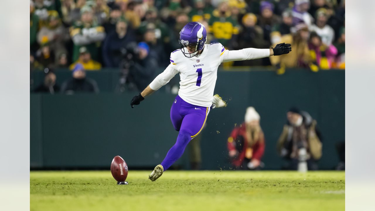 Vikings continue to make moves after releasing initial 53-man