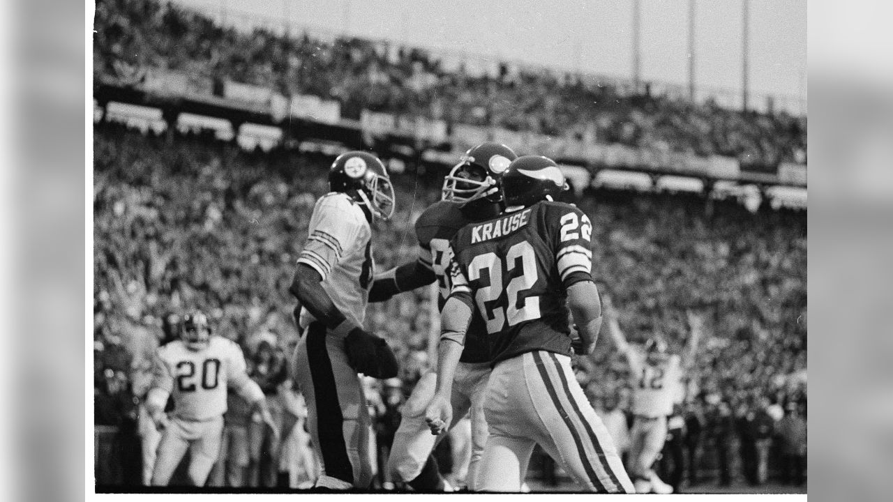 Alan Page: The Greatest Defensive Player in Minnesota Vikings History - BVM  Sports