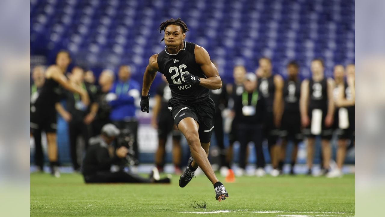 NFL Combine 2020 Day 1 FREE LIVE STREAM (2/27/20): Watch QBs, WRs