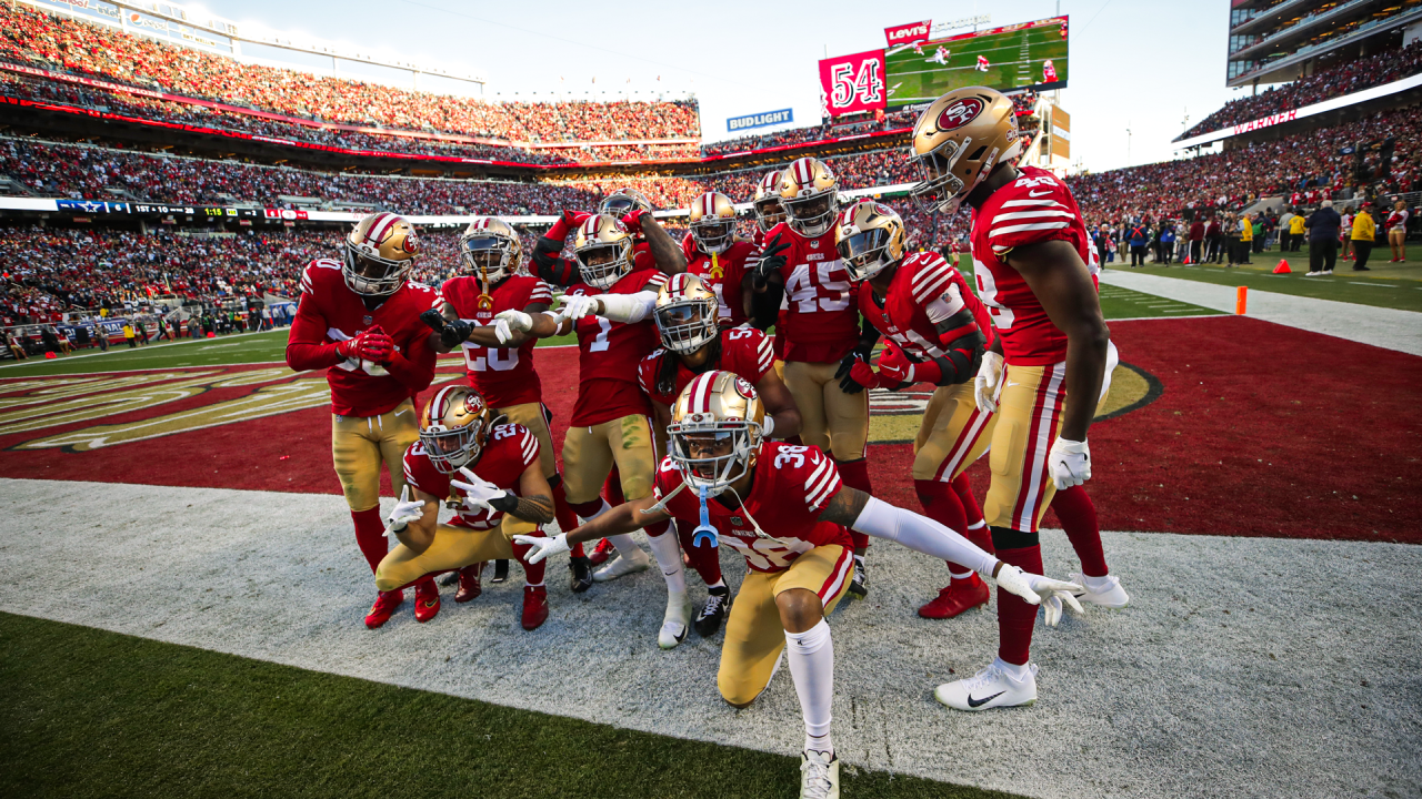 The Faithful Factor: How Home Field Advantage Impacts the 49ers Success