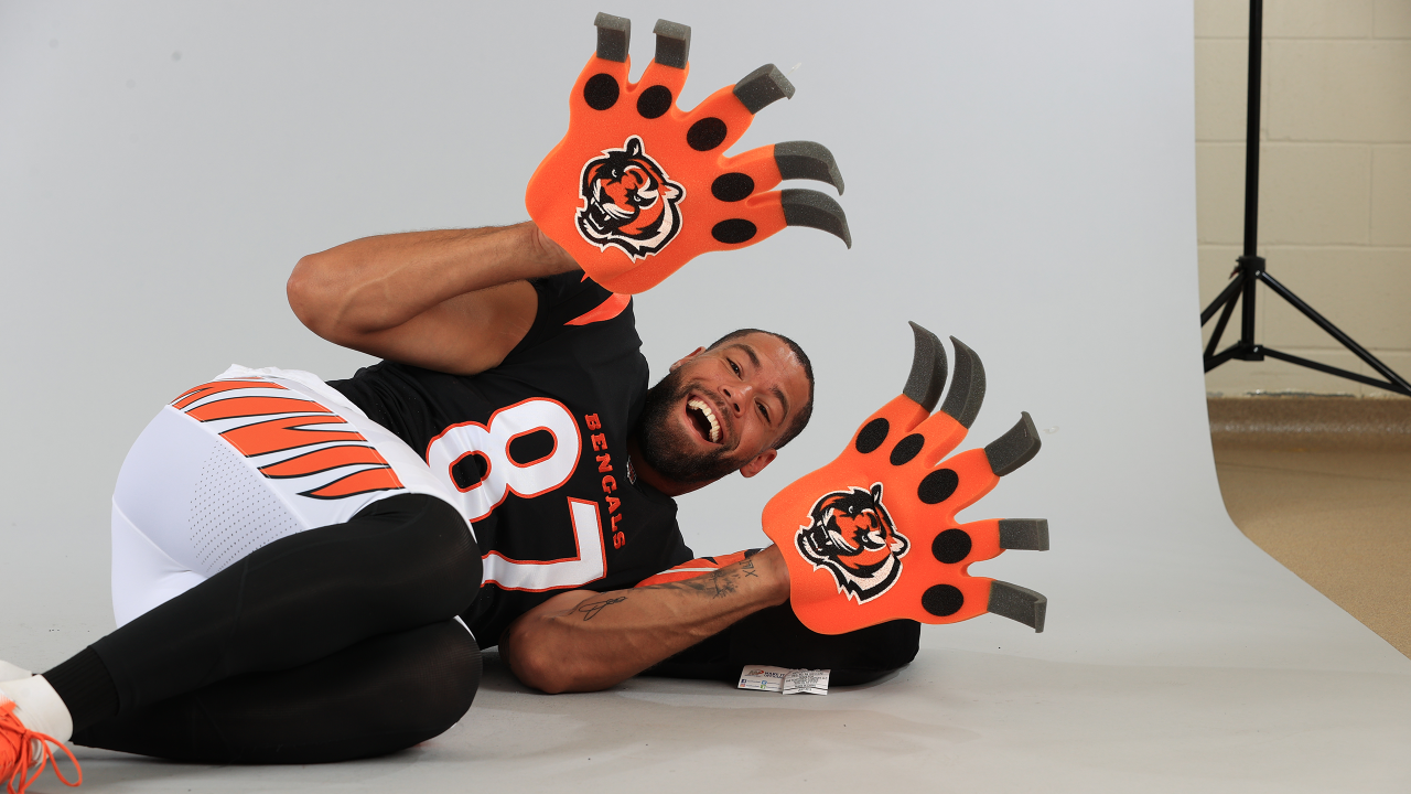 Daily Sports Smile: Bengals star C.J. Uzomah gives hilarious