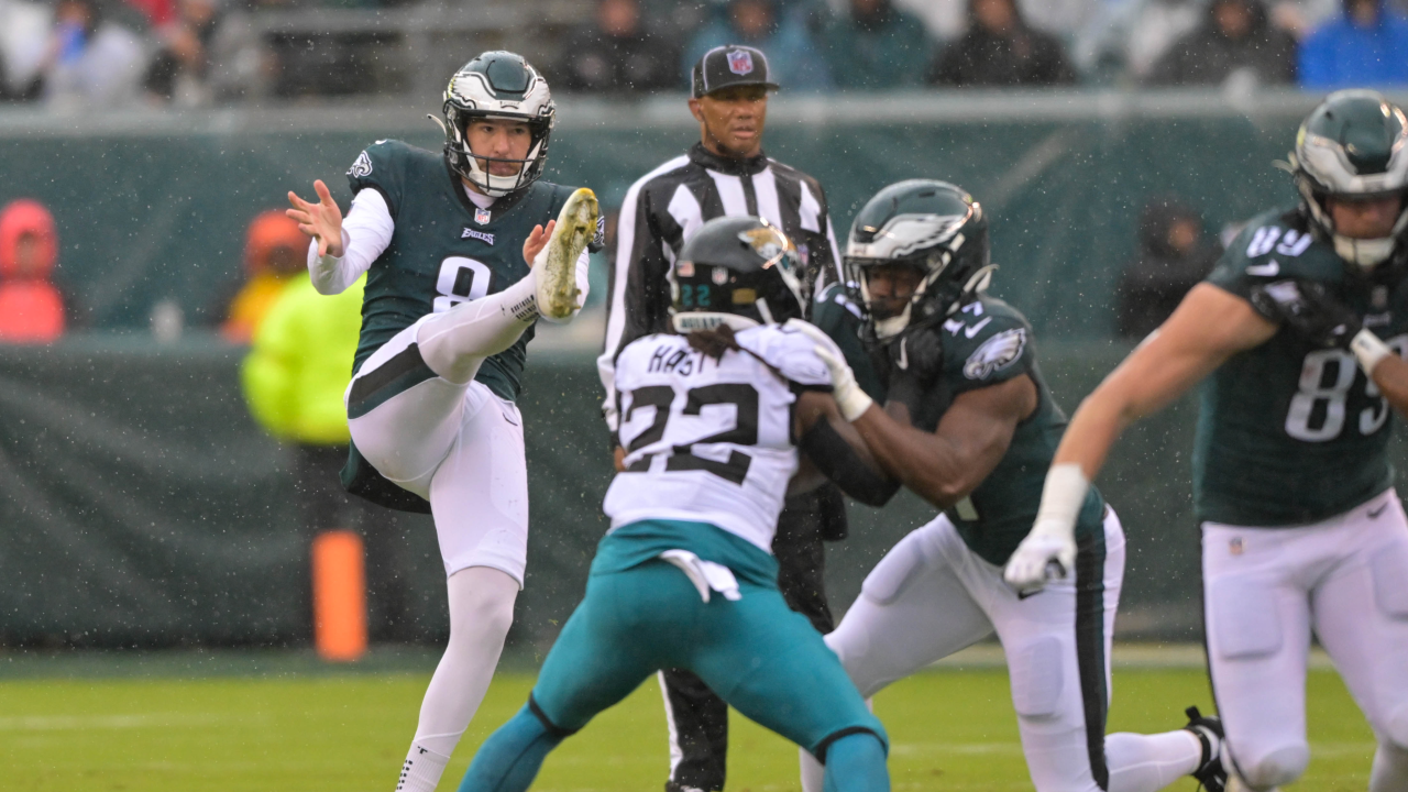Eagles Move to 4-0, Beat Jaguars Behind Miles Sanders, Five Forced  Turnovers - Sports Illustrated Philadelphia Eagles News, Analysis and More