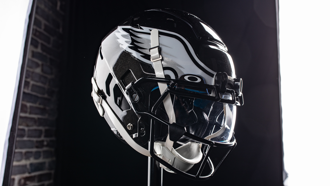 Detroit Lions unveil alternate helmet