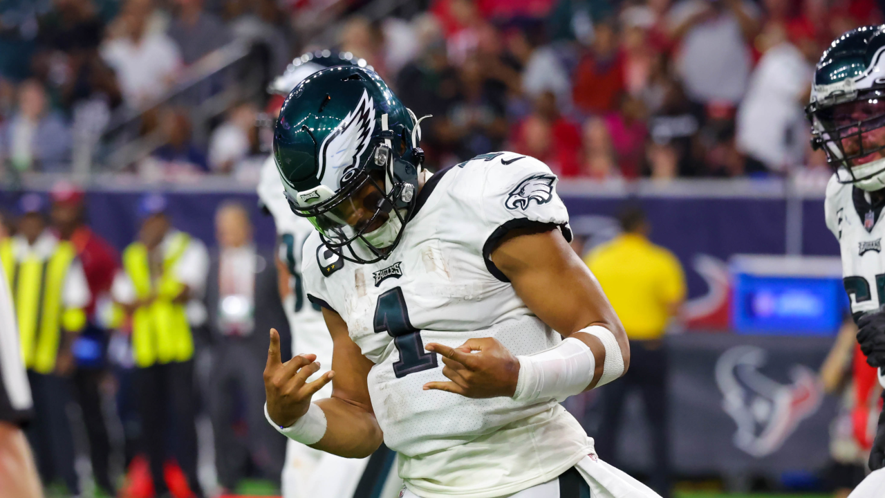 Philadelphia Eagles fight off Houston Texans, move to 8-0 - 6abc  Philadelphia