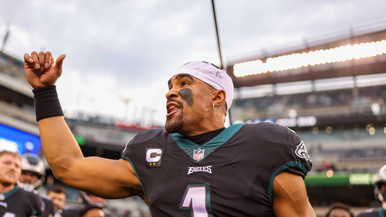 Bye, Eagles, Bye: Hurts returns; Philly secures NFC's top seed