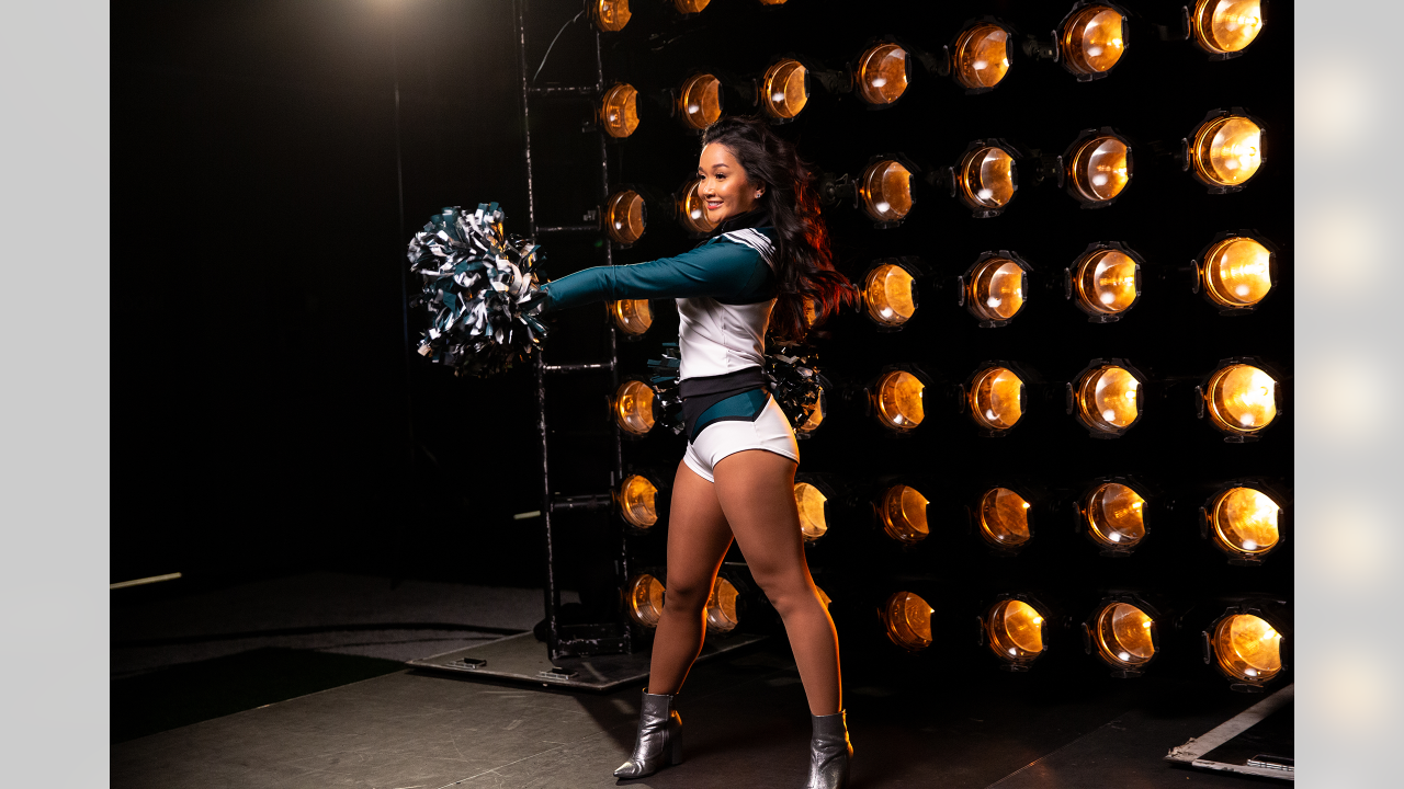 EAGLES CHEERLEADERS CALENDAR & New Pro Shop Opens in Cherry Hill - Philly  Chit Chat