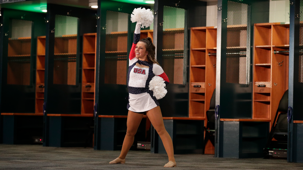 Go Birds! Horsham Cheerleader Joins Eagles Squad