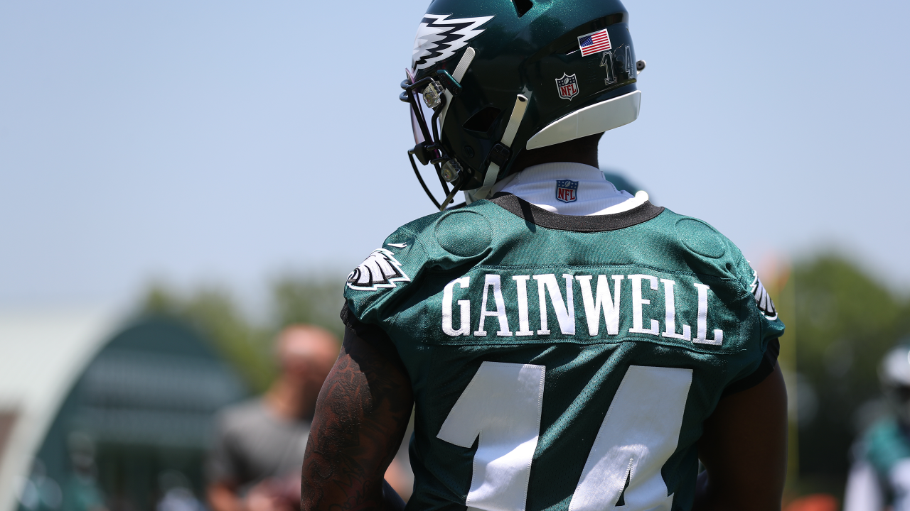 Kenneth Gainwell's new groove, other observations from Eagles OTA session  with media