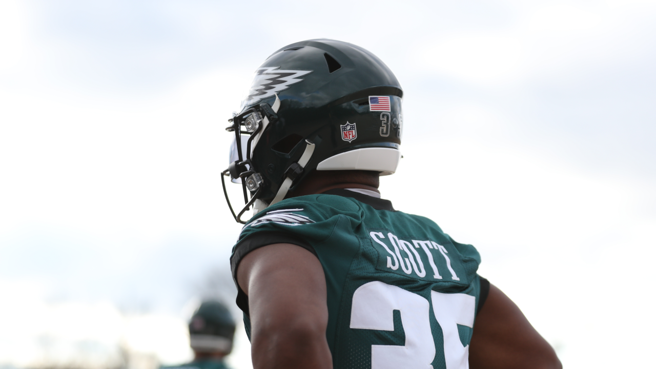 Philadelphia Eagles safety K'Von Wallace (42) comes out with teammates  prior to the NFL football game against the New York Giants, Sunday, Jan. 8,  2023, in Philadelphia. (AP Photo/Chris Szagola Stock Photo 