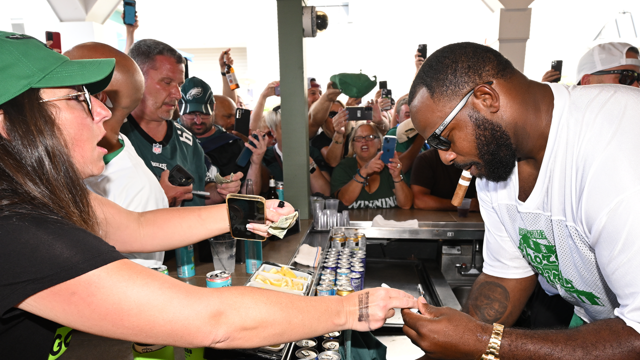 Hey, Bartender!' Philadelphia Eagles Fans Wild About Jason Kelce at Autism  Charity Party on Jersey Shore - Sports Illustrated Philadelphia Eagles  News, Analysis and More