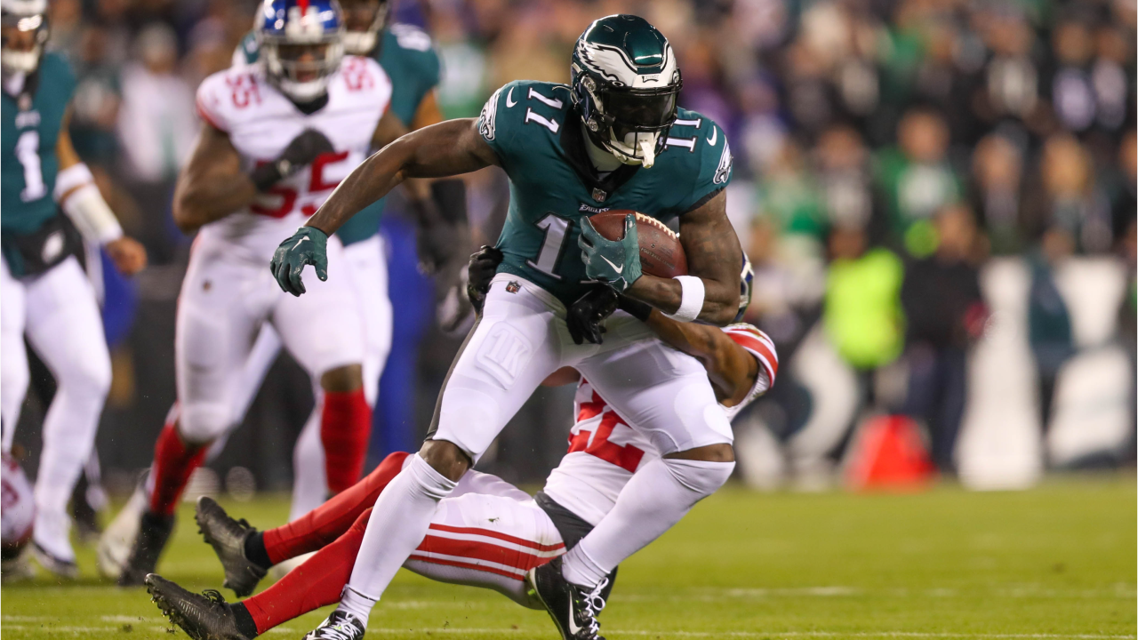 Eagles' A.J. Brown reveals adorable reason he wore bright green cleats in  win over Giants 