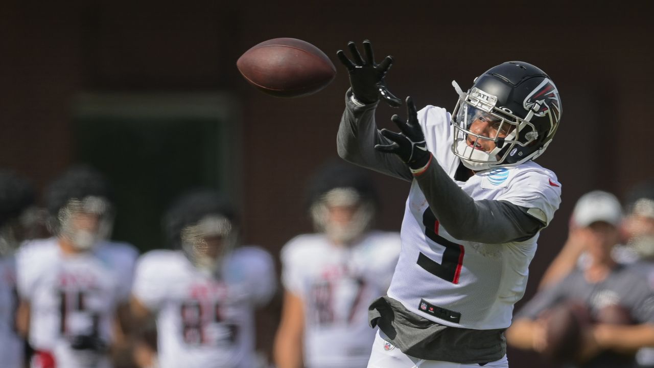 Marcus Mariota is Mic'd Up at AT&T Training Camp