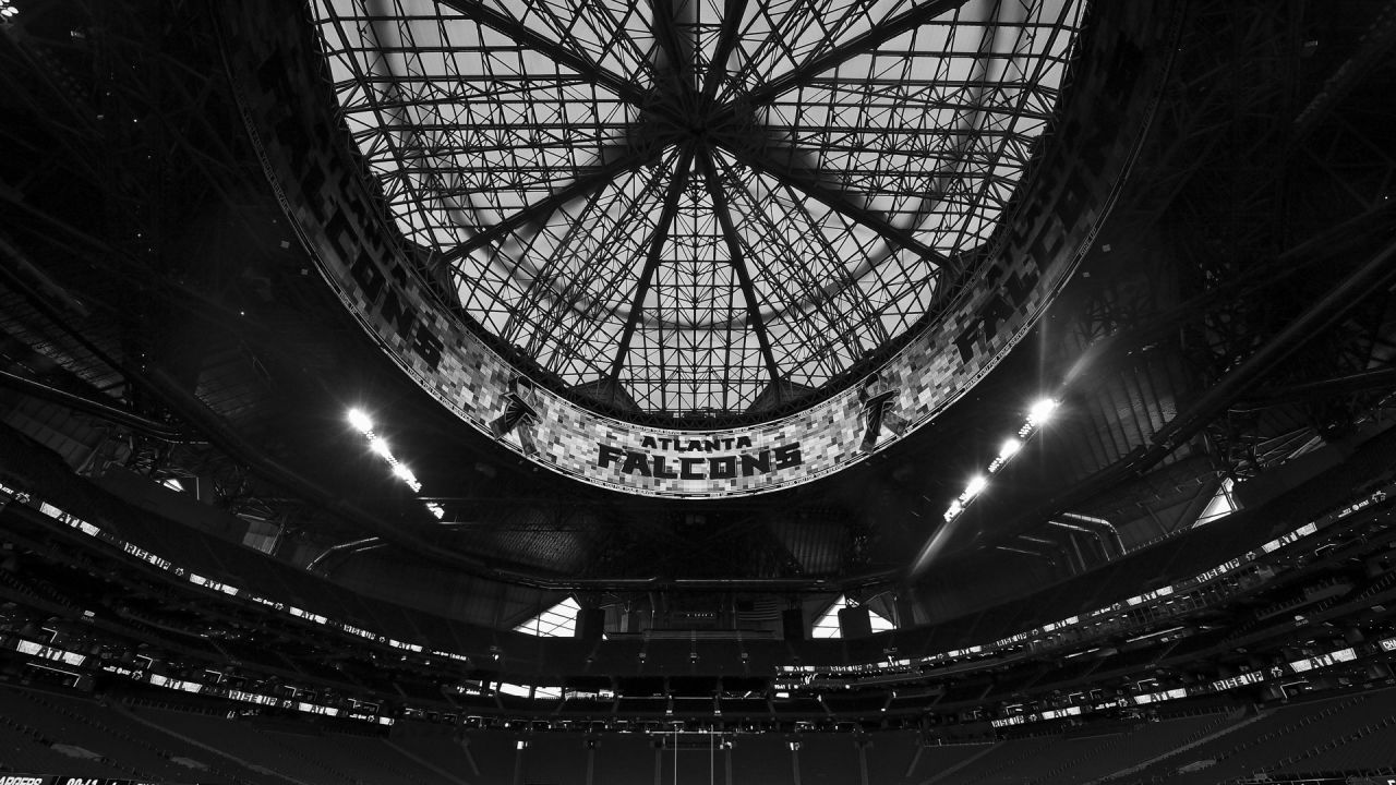 Monochrome Monday  Falcons vs Chargers