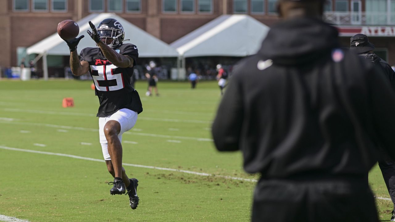 2022 Atlanta Falcons Training Camp Battles: WR3 - The Falcoholic