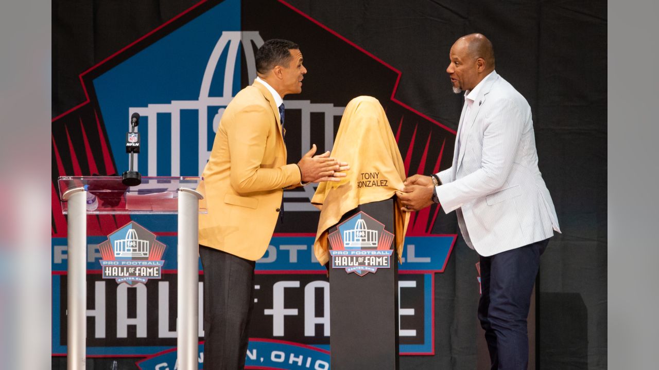 Tony Gonzalez's Pro Football Hall of Fame enshrinement weekend