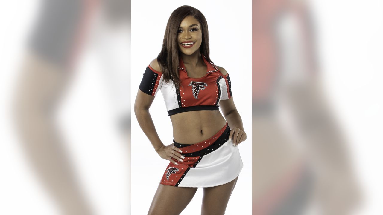 2019 Atlanta Falcons Cheerleader headshots