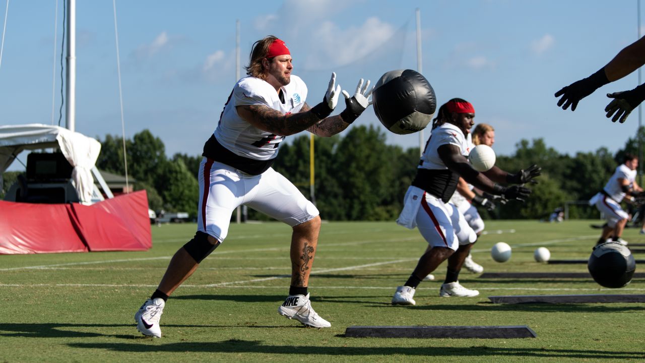 Miami Dolphins-Atlanta Falcons Joint Practice Report: Falcons' D Bullies  Dolphins' O : r/miamidolphins