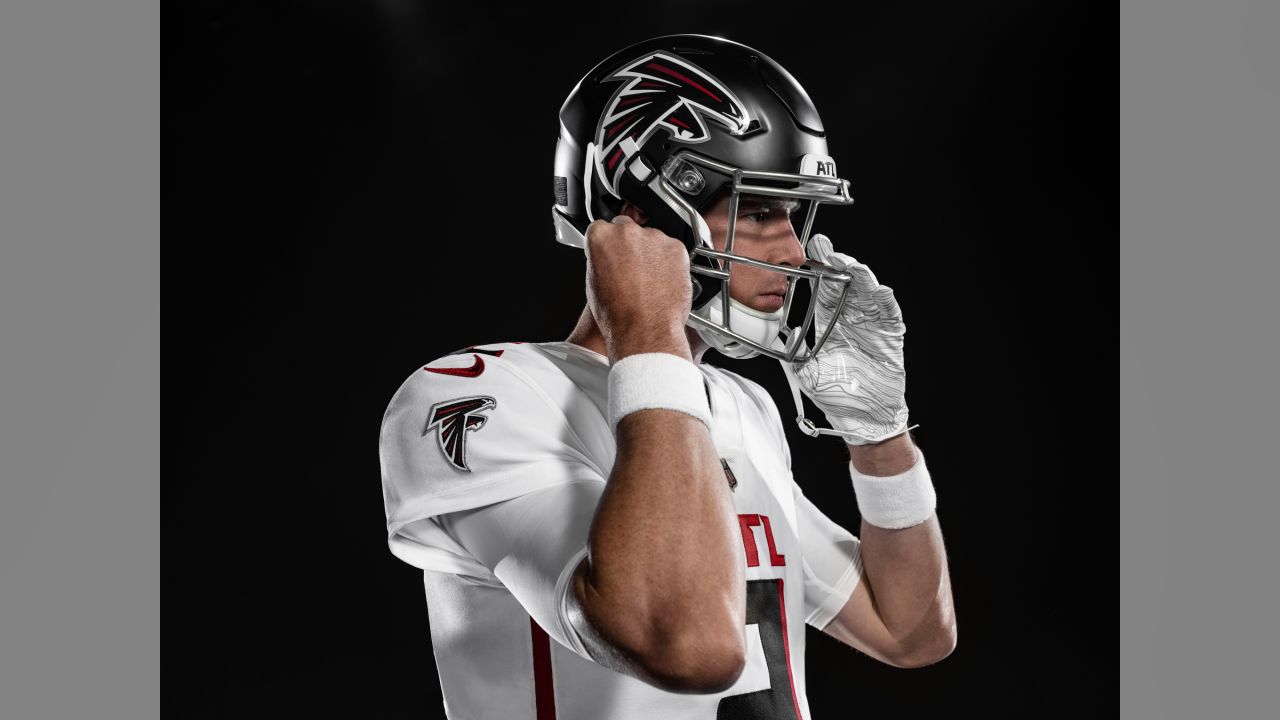 Atlanta Falcons Go Back To Black Unveil New Uniforms - cincinnati bengals uniform roblox