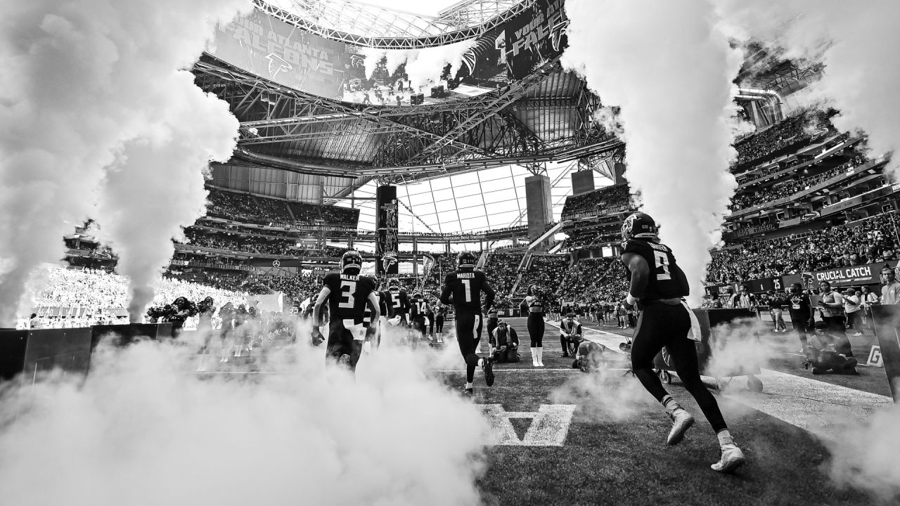 Monochrome Monday  Falcons vs Browns