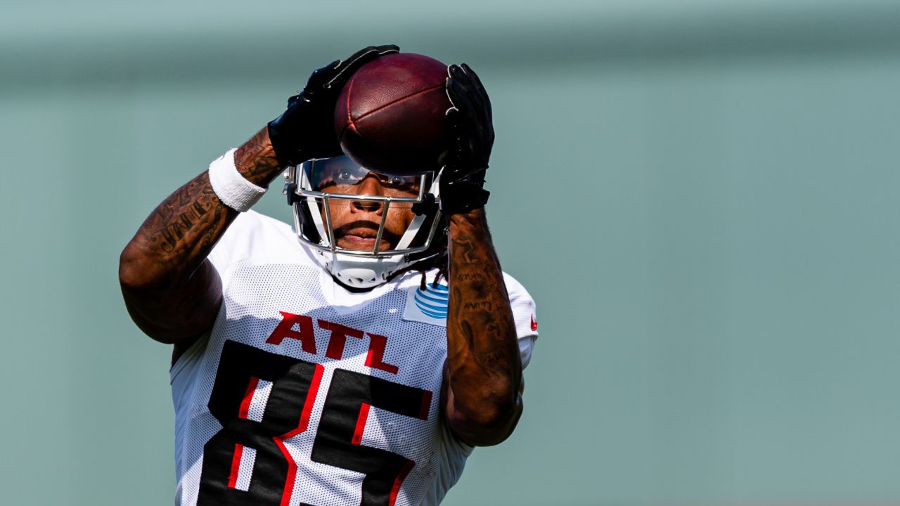 Avery Williams, now a running back, impressing in Falcons camp