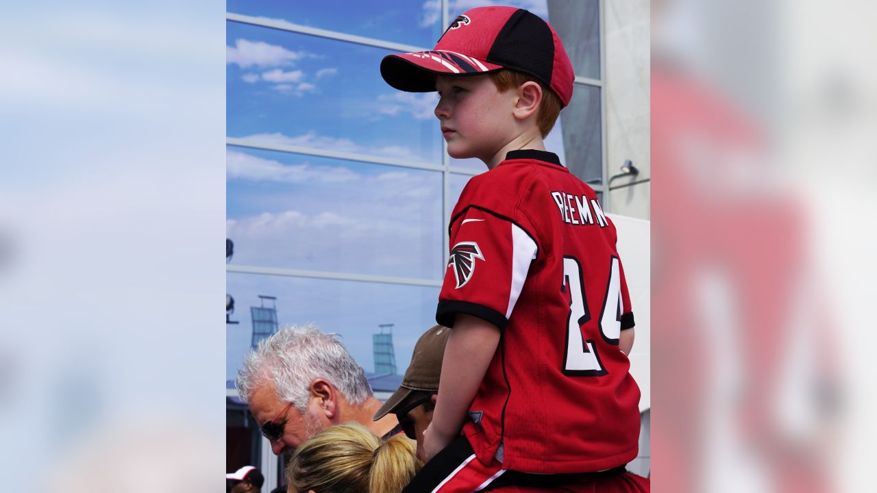 PHOTOS: Falcons Fans, Next Generation