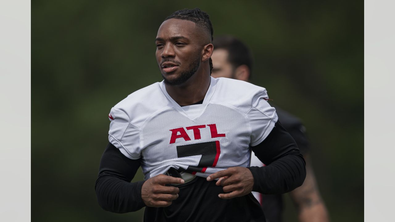 Atlanta Falcons LB Troy Andersen OUT, CB Jeff Okudah Questionable vs. Green  Bay Packers - Sports Illustrated Atlanta Falcons News, Analysis and More