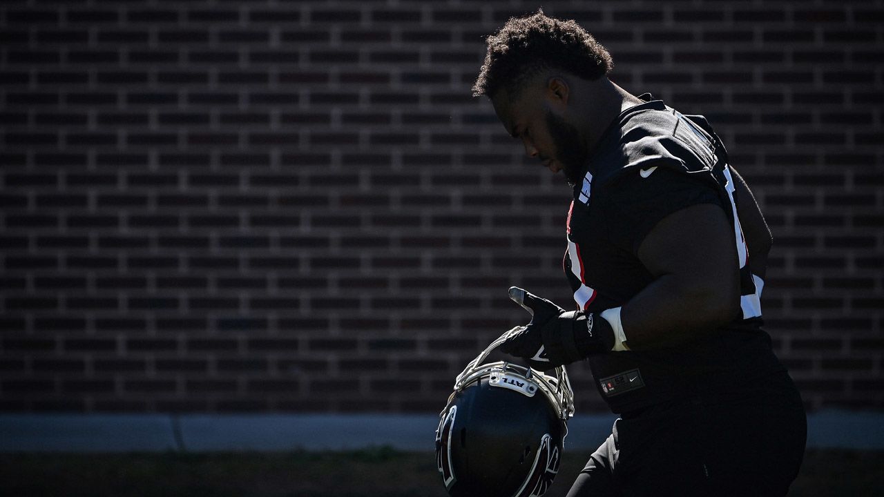 Atlanta Falcons defensive tackle Grady Jarrett (97) works during