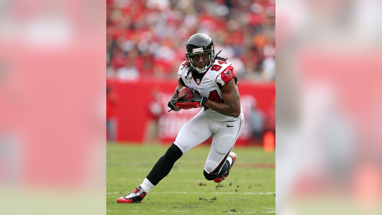 Roddy White celebrates Falcons Super Bowl berth, has advice for