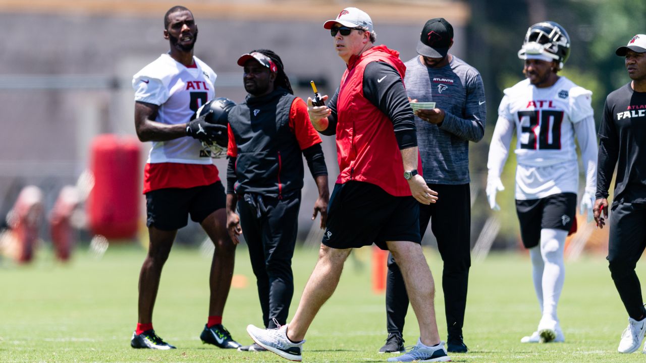 New Falcons unveil uniform numbers; Desmond Ridder and Lorenzo