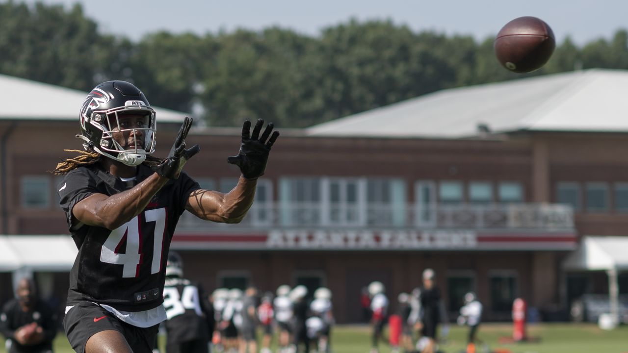 File:Atlanta Falcons training camp scrimmage, July 2016 4d.jpg