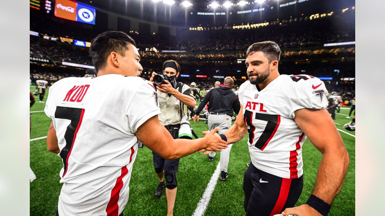 Twitter explodes after Younghoe Koo's game winning field goal against Giants