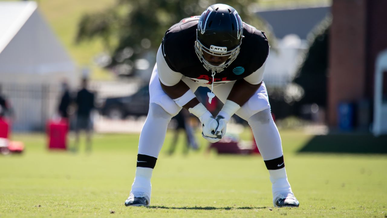 Atlanta Falcons defensive tackle Grady Jarrett (97) works during