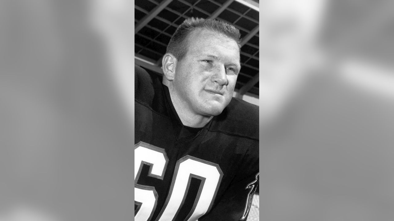 SportsPaper on Twitter: #OTD in 1965 the Atlanta Falcons selected Tommy  Nobis from Texas with the top pick in the NFL draft.   / X