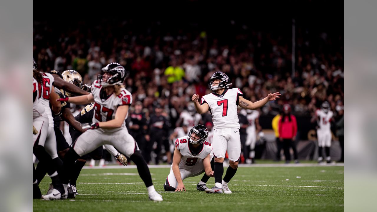 ATLANTA, GA - DECEMBER 06: Kicker Younghoe Koo #7 of the Atlanta Falcons  during warmups for the week 13 NFL football game between the Atlanta Falcons  and the New Orleans Saints on