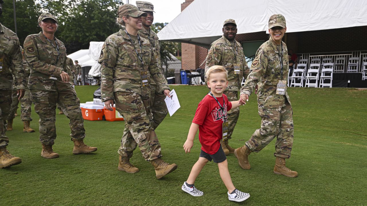 Mariota, Ridder dominating QB snaps at Falcons training camp - The Sumter  Item