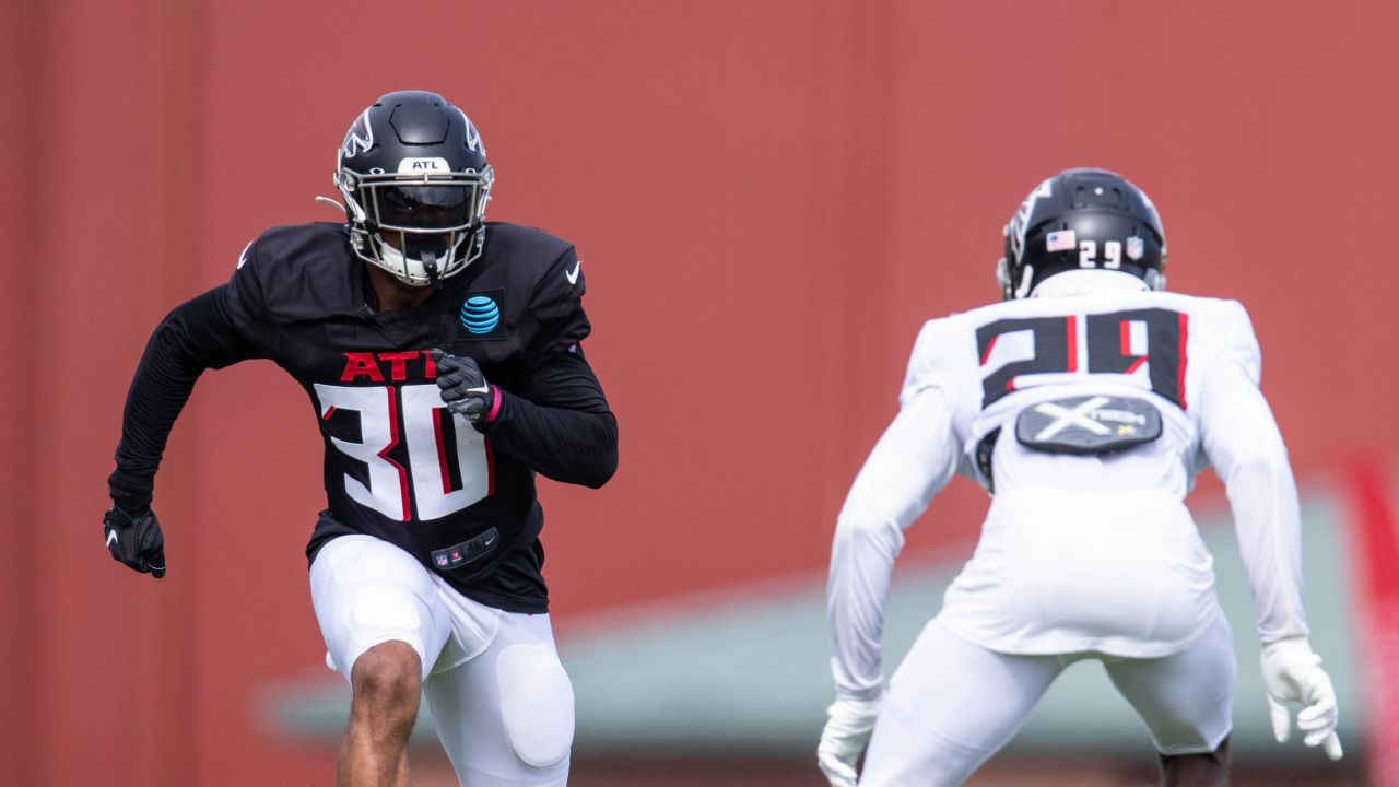 A Day in the Life of safety Jaylinn Hawkins, AT&T Training Camp, Atlanta  Falcons