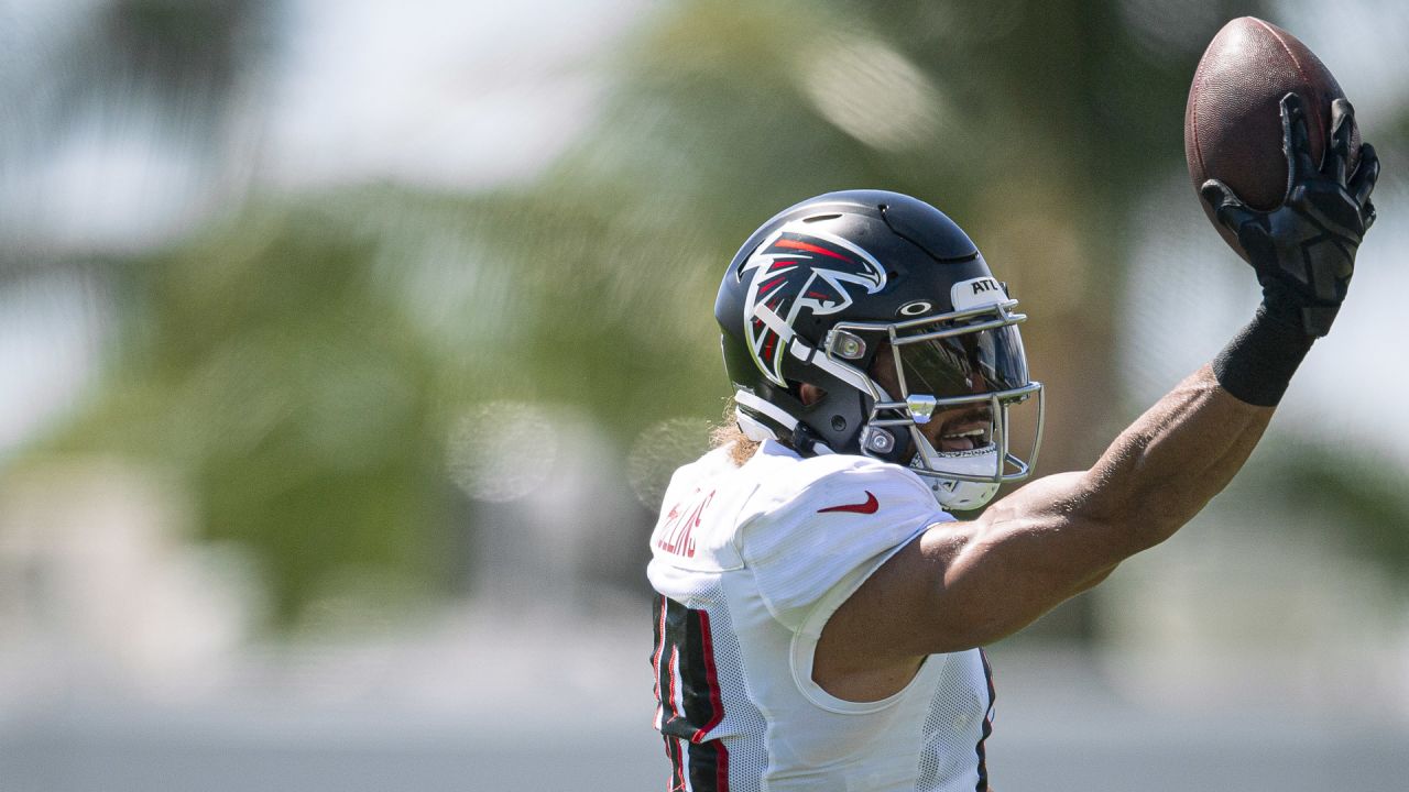 Camp report: Falcons secondary face speedy Miami receivers in