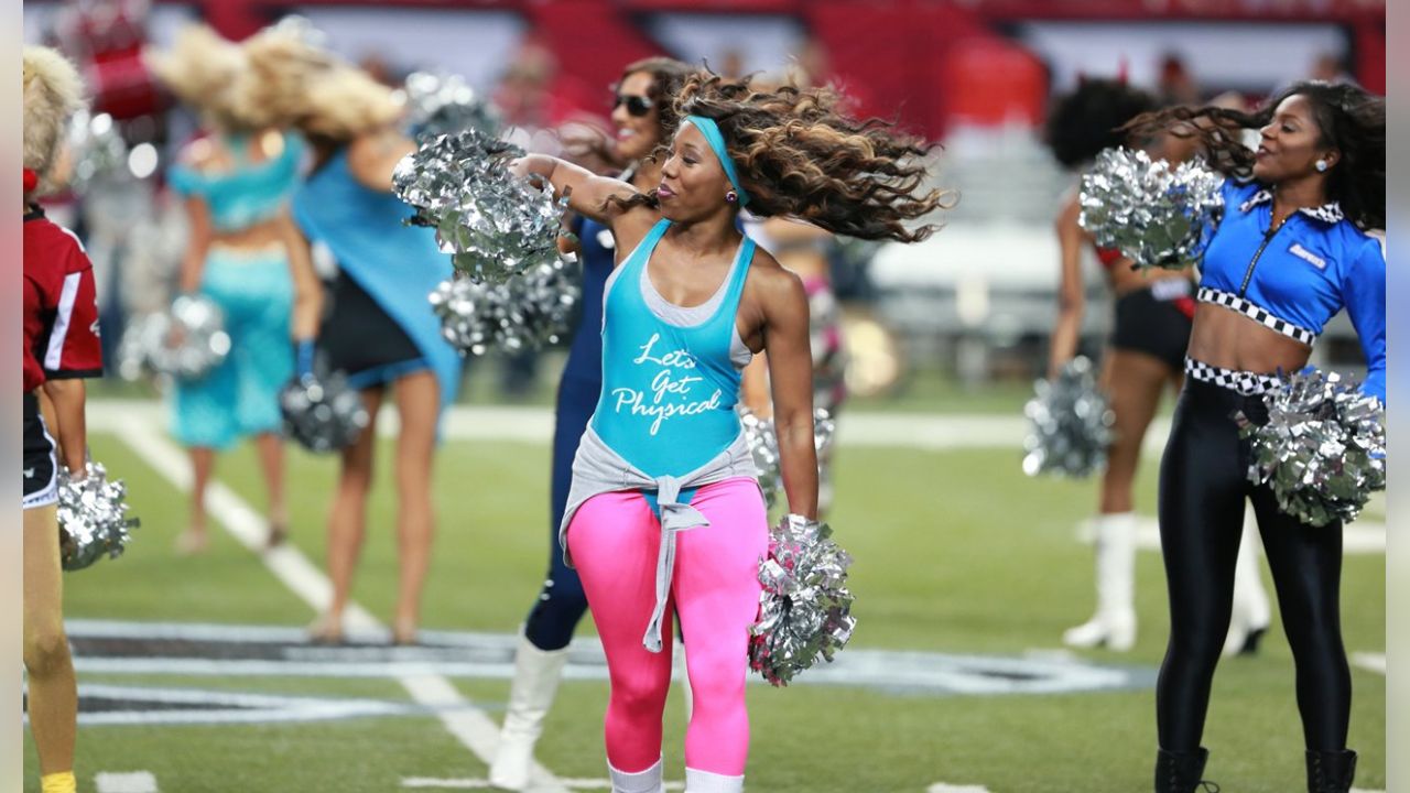 Photos: Falcons cheerleaders dress up for Halloween