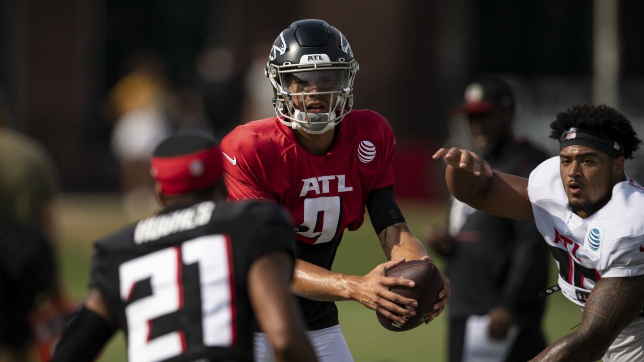 Atlanta Falcons host Salute to Service Youth Camp in Warner Robins