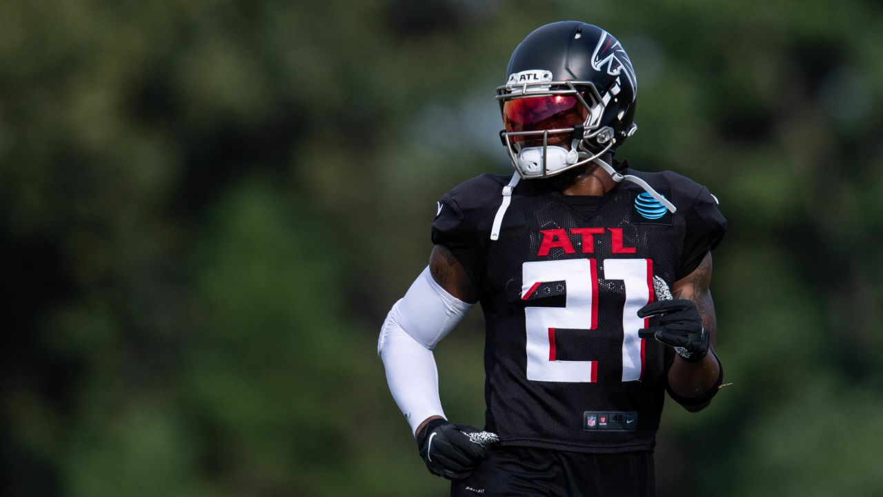 Atlanta Falcons safety Jaylinn Hawkins (32) during an NFL football game  against the Tampa Bay Buccaneers, Sunday, Sept 19, 2021 in Tampa, Fla. (AP  Photo/Don Montague Stock Photo - Alamy