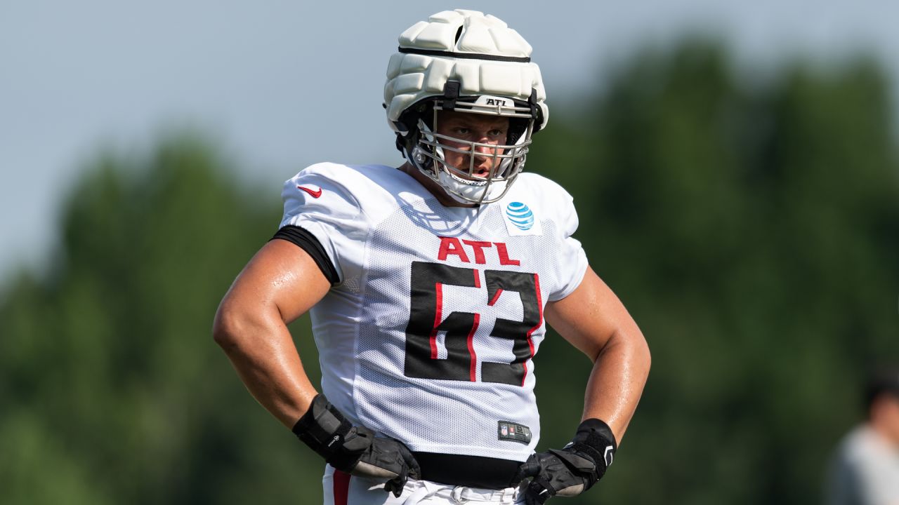 Atlanta Falcons Make Roster Move on Injured Matt Hennessy; Rookie