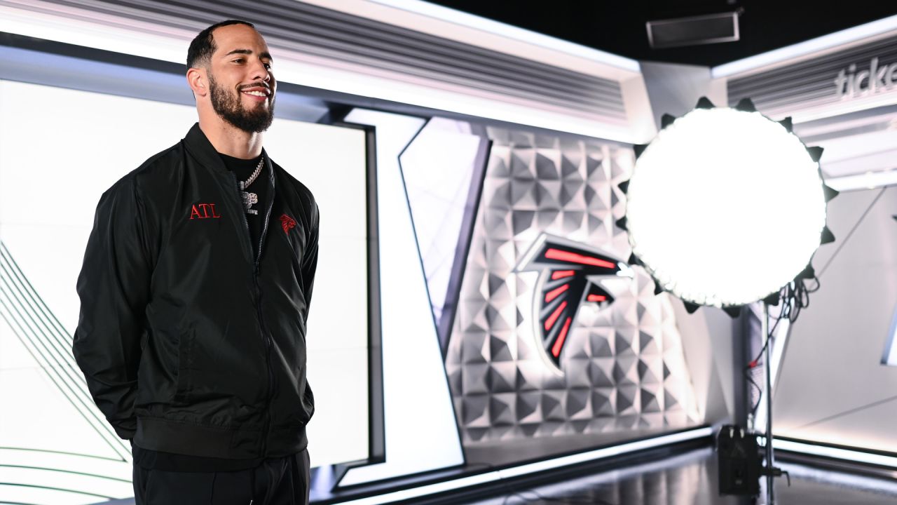 NFL free agency 2023: Falcons reportedly land top safety Jessie Bates III -  The Falcoholic