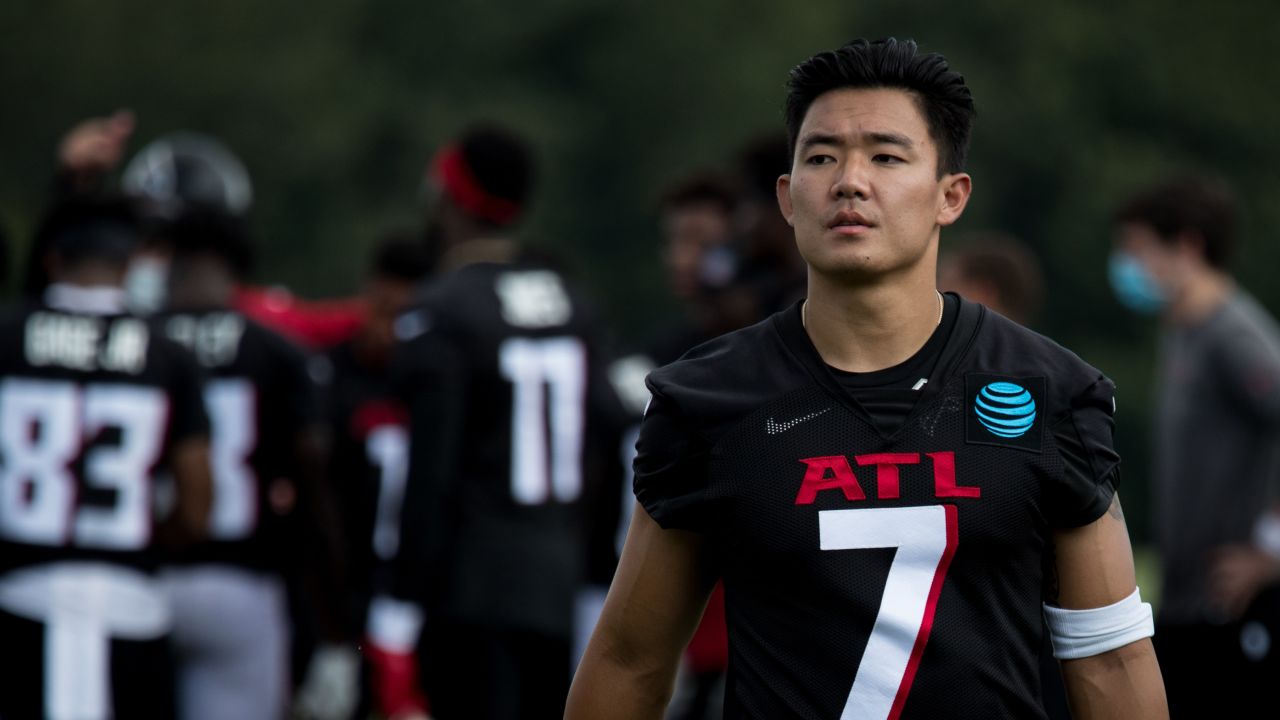 Falcons K Younghoe Koo reveals what No. 7 cost Bijan Robinson