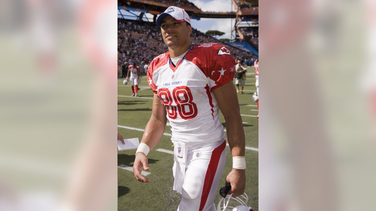 Ex-Cal star Tony Gonzalez elected to Pro Football Hall of Fame – The  Vacaville Reporter