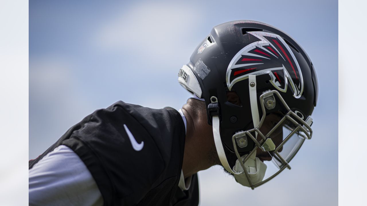 Atlanta Falcons LB Troy Andersen OUT, CB Jeff Okudah Questionable vs. Green  Bay Packers - Sports Illustrated Atlanta Falcons News, Analysis and More